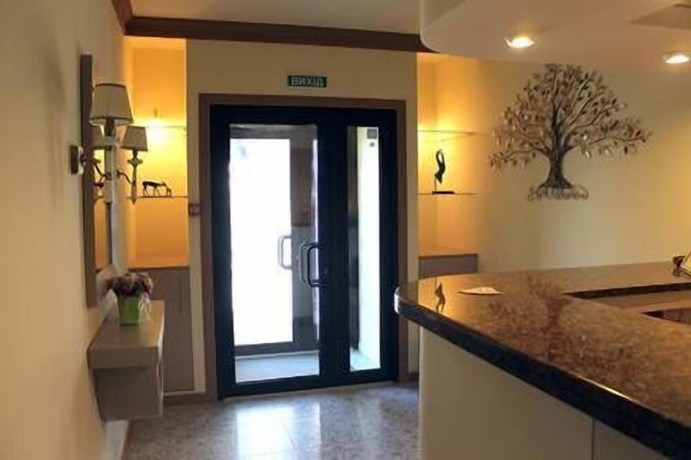 Imagen de los interiores del Hotel Non-Stop. Foto 19