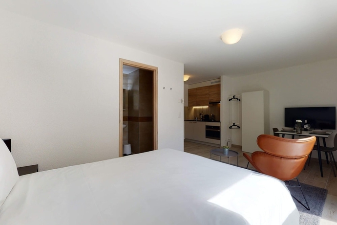 Imagen de la habitación del Hotel Nonanteneuf Aigle. Foto 3