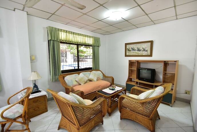 Imagen general del Hotel Nong Apartment Pattaya - Adults Only. Foto 4