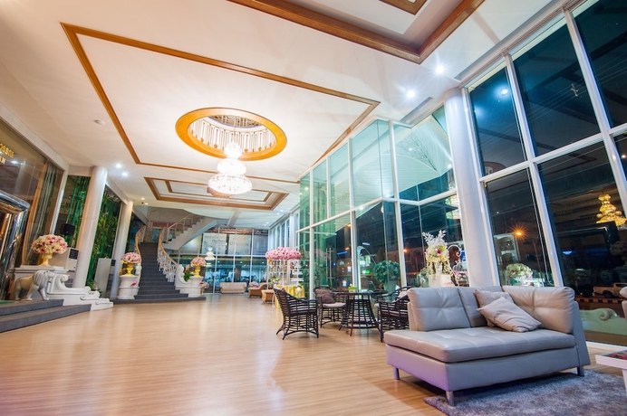 Imagen de los interiores del Hotel Nongkhai Tavilla Resort and Convention Center. Foto 14