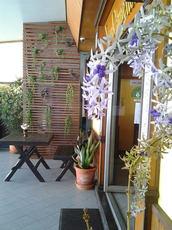 Imagen de los exteriores del Hotel Nonni Guesthouse. Foto 14