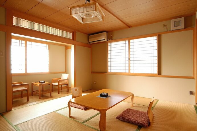 Imagen general del Hotel Nonohana Yakeyamaso. Foto 8