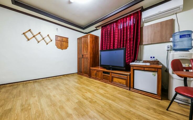 Imagen de la habitación del Hotel Nonsan Dongyang Park. Foto 5