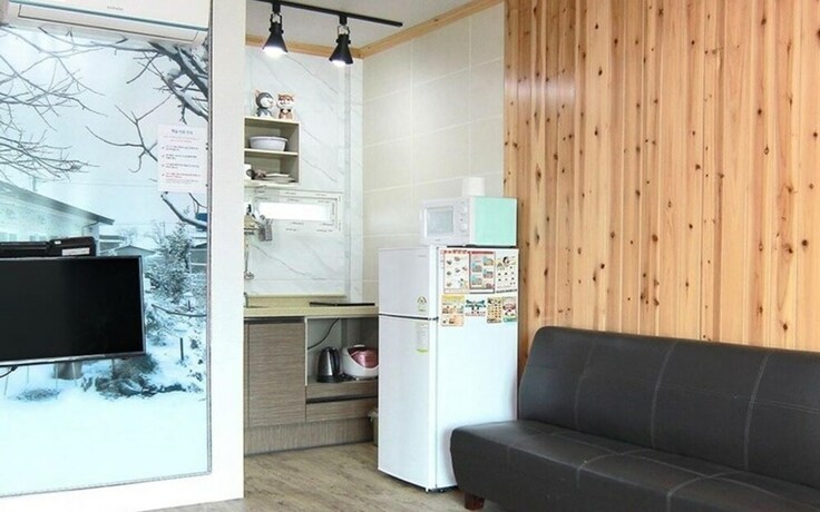 Imagen de la habitación del Hotel Nonsan Gamnamu Pension. Foto 20