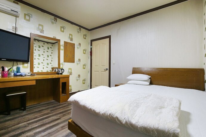 Imagen general del Hotel Nonsan Hwangje Motel. Foto 8