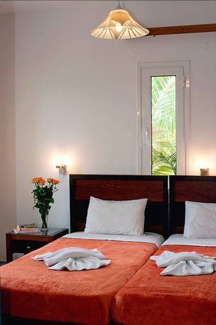 Imagen de la habitación del Hotel Nontas Suites. Foto 10