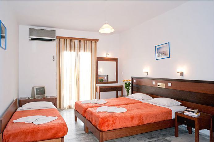 Imagen de la habitación del Hotel Nontas Suites. Foto 11