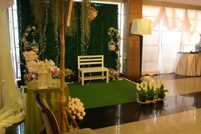 Imagen de los interiores del Hotel Nonthaburi Palace. Foto 11