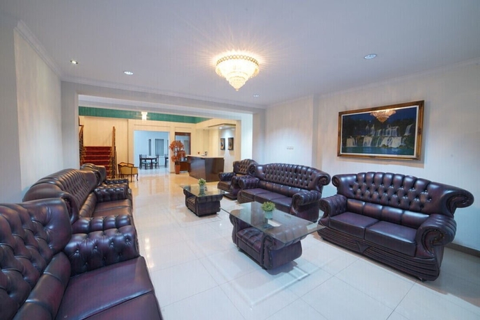 Imagen de los interiores del Hotel Noola Inn Bogor. Foto 15