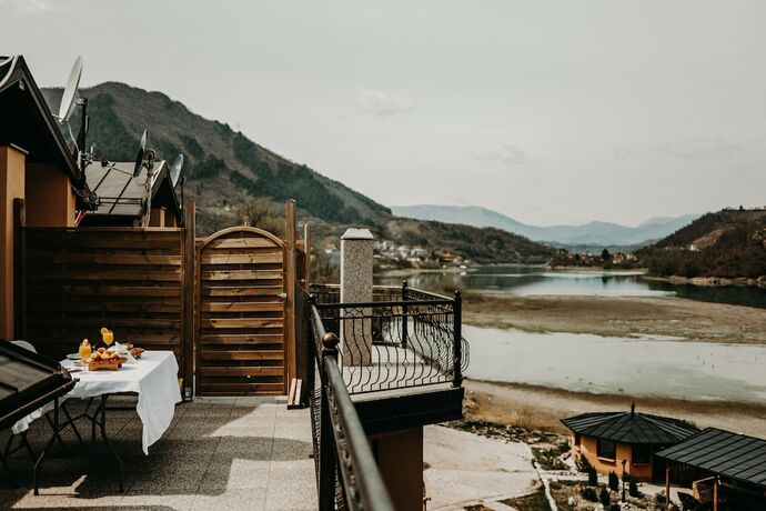 Imagen de la habitación del Hotel Noor Konjic. Foto 15