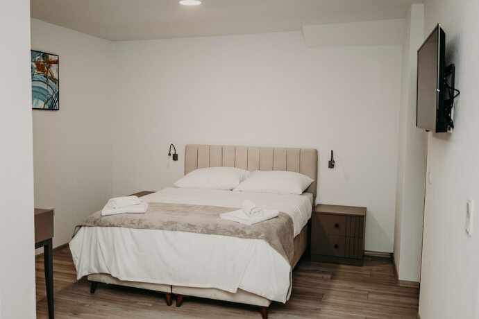 Imagen de la habitación del Hotel Noor Konjic. Foto 19