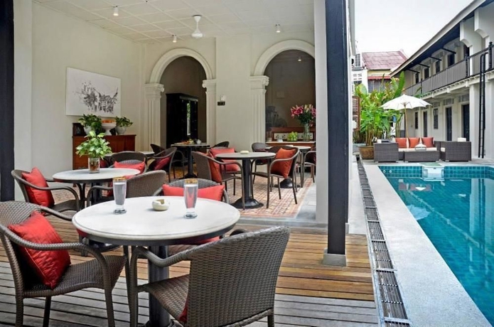 Imagen de la piscina del Hotel Noordin Mews. Foto 15