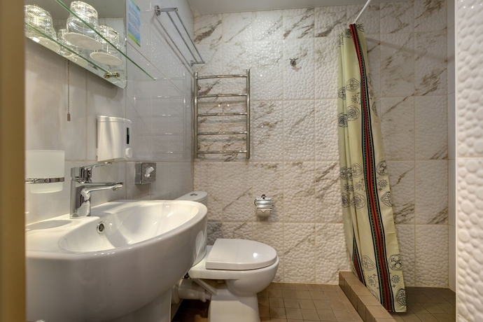 Imagen de la habitación del Hotel Noorus SPA Inn. Foto 16