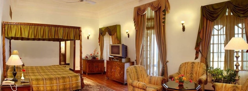Imagen de la habitación del Hotel Noor-us-sabah Palace. Foto 9