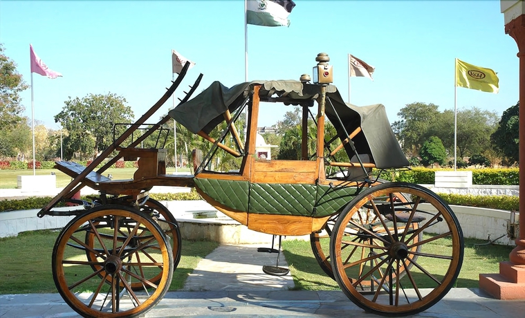 Imagen de los interiores del Hotel Noor-us-sabah Palace. Foto 18