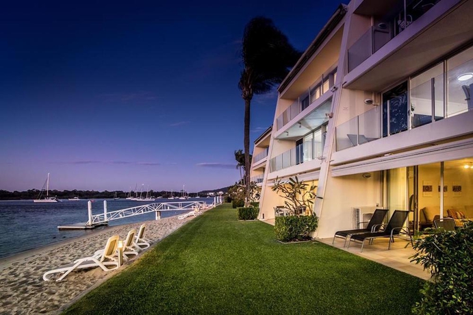 Imagen general del Hotel Noosa Harbour Resort. Foto 10