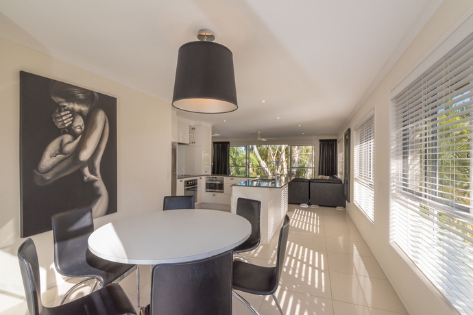 Imagen de la habitación del Hotel Noosa Outrigger Beach Resort. Foto 8