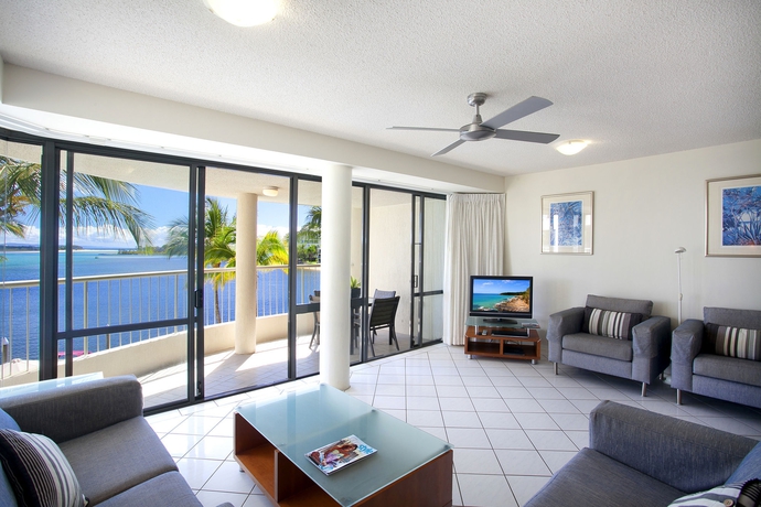 Imagen de los interiores del Hotel Noosa Pacific Resort. Foto 7