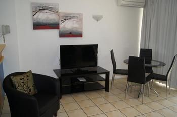 Imagen de la habitación del Hotel Noosa Parade Holiday Inn. Foto 4