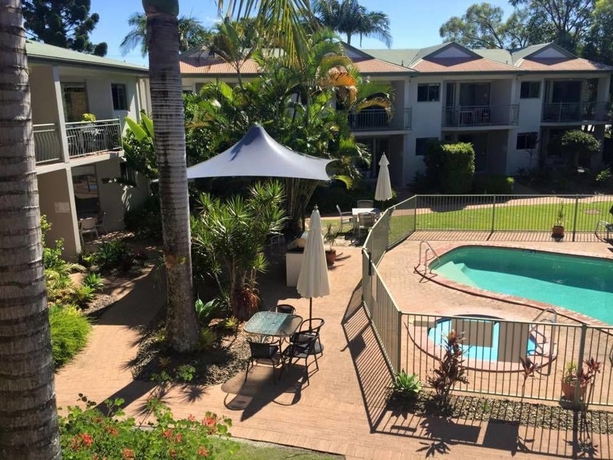 Imagen de la piscina del Hotel Noosa River Retreat. Foto 16