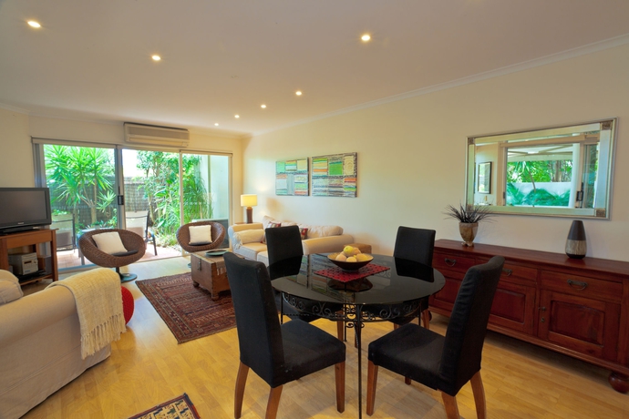 Imagen de los interiores del Hotel Noosa Riviera. Foto 15