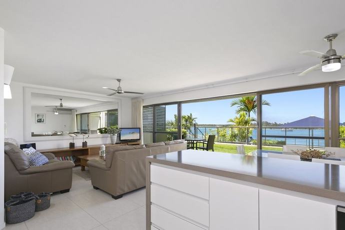 Imagen de los interiores del Hotel Noosa Shores. Foto 19