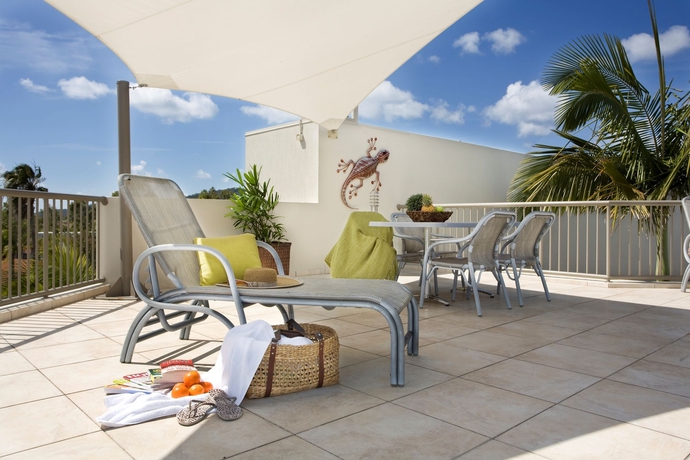 Imagen de los exteriores del Hotel Noosa Tropicana. Foto 10