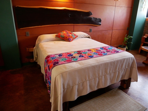 Imagen de la habitación del Hotel Nopalero Suites Hostel. Foto 15