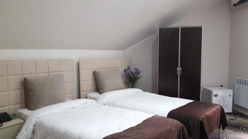 Imagen de la habitación del Hotel Nor Yerevan. Foto 5