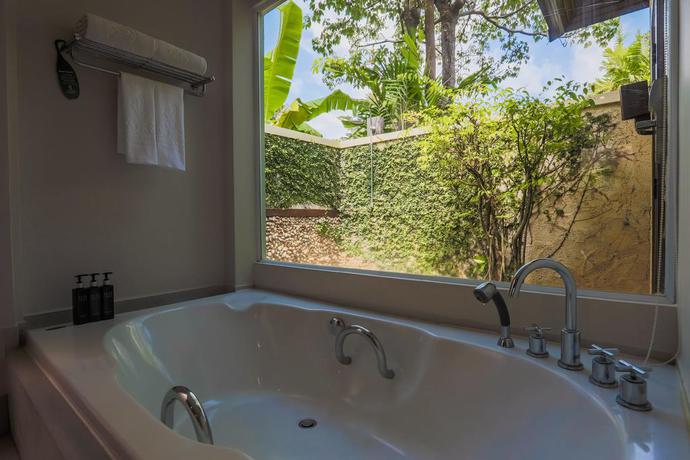 Imagen de la habitación del Hotel Nora Beach Resort and Spa. Foto 9