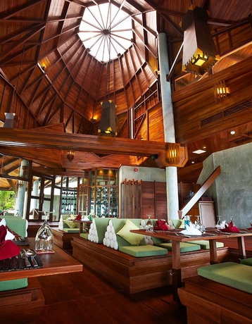 Imagen del bar/restaurante del Hotel Nora Buri Resort and Spa. Foto 2