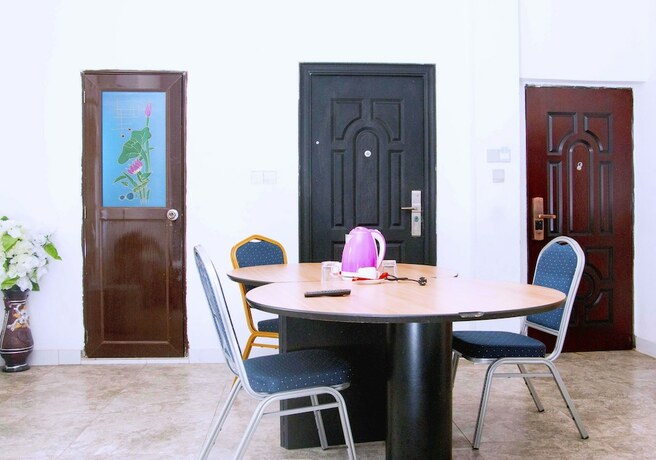 Imagen general del Hotel Nora, Cotonou. Foto 10