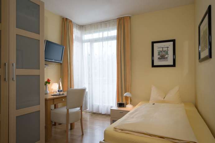 Imagen de la habitación del Hotel Nora, Schlatt. Foto 8