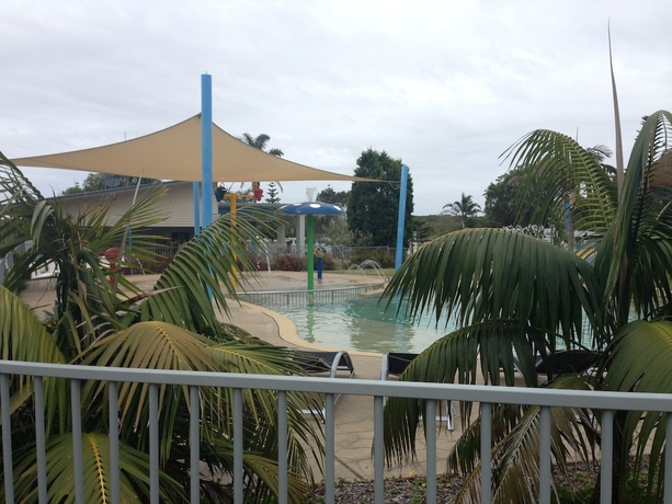 Imagen de la piscina del Hotel Norah Head Holiday Park. Foto 17