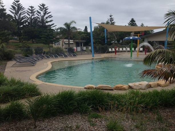 Imagen de la piscina del Hotel Norah Head Holiday Park. Foto 18