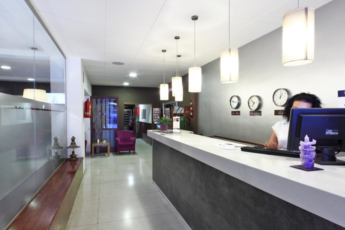 Imagen de los interiores del Hotel Norai. Foto 9