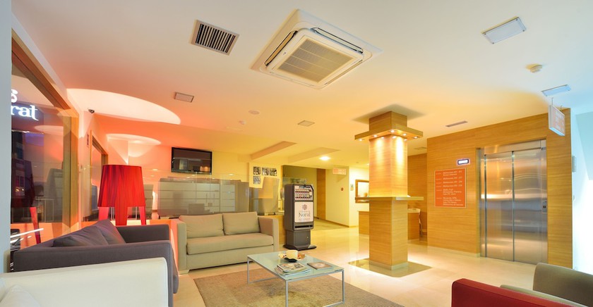 Imagen de los interiores del Hotel Norat Marina and Spa. Foto 15