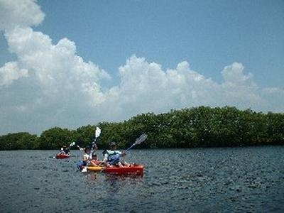 Imagen de los exteriores del Hotel Noray, Playa Oriente. Foto 6