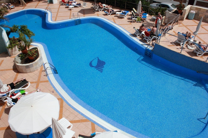 Imagen de la piscina del Hotel Norcopia. Foto 12