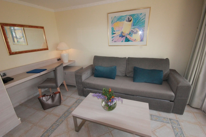 Imagen de los interiores del Hotel Norcopia. Foto 8