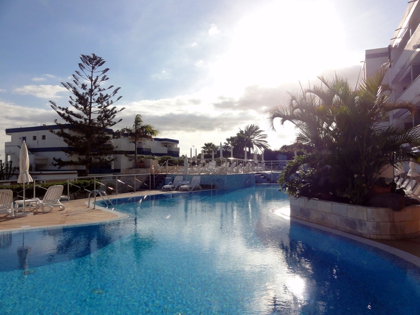 Imagen de la piscina del Hotel Norcopia. Foto 13