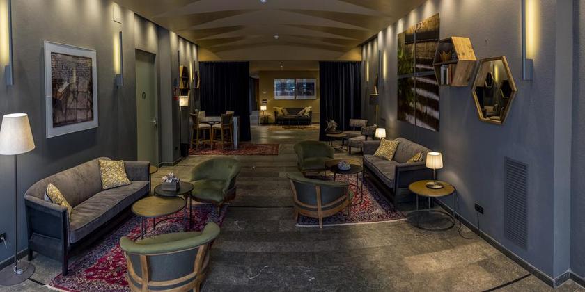 Imagen de los interiores del Hotel Nord 1901 Superior. Foto 19