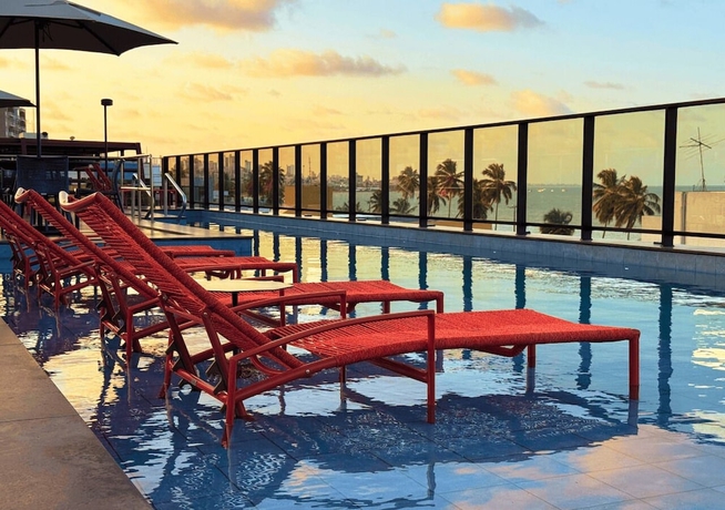 Imagen de la piscina del Hotel Nord Class Rio 83. Foto 16