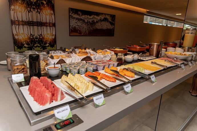 Imagen del bar/restaurante del Hotel Nord Easy Connect. Foto 13