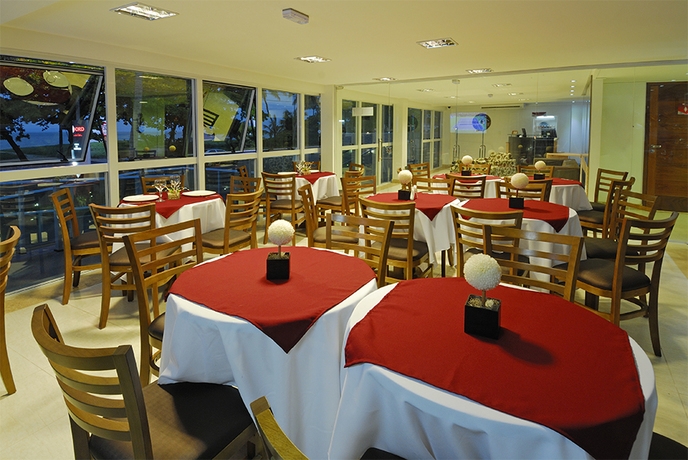 Imagen del bar/restaurante del Hotel Nord Easy Ondas Do Atl&acirc;ntico. Foto 2