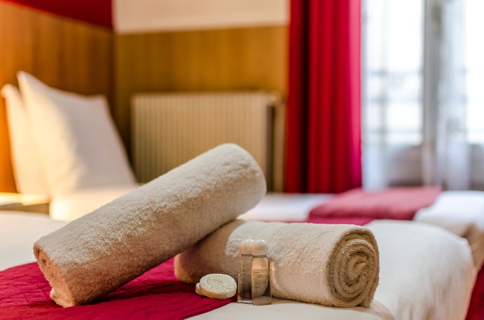 Imagen de la habitación del Hotel Nord Est, París. Foto 12