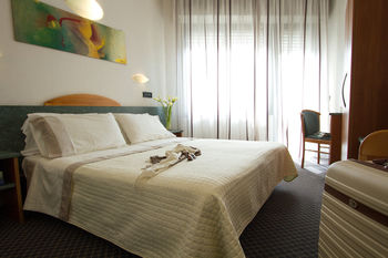 Imagen de la habitación del Hotel Nord Est, Rimini. Foto 4