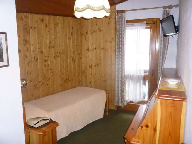 Imagen de la habitación del Hotel Nord, Fiames. Foto 2