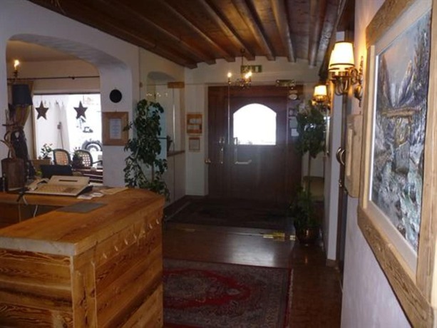 Imagen de los interiores del Hotel Nord, Fiames. Foto 19