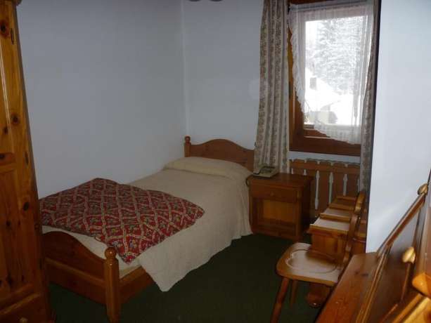 Imagen de la habitación del Hotel Nord, Fiames. Foto 14